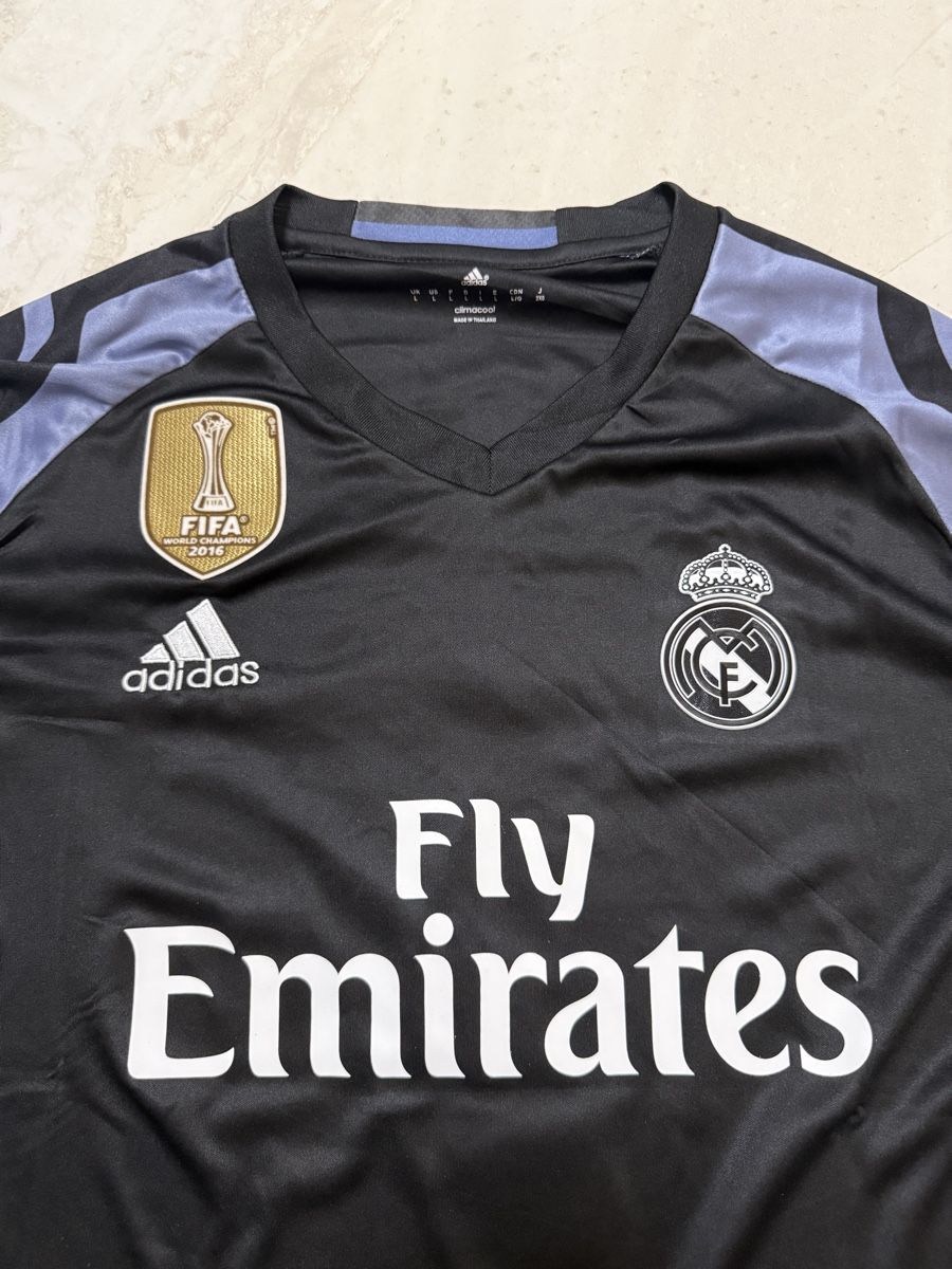 Adidas Canottiere & Pantaloni: Real Madrid Trikot Ronaldo 7 – Nuovo (secondo la descrizione) da Bronschhofen venduto da leo_99hp 2