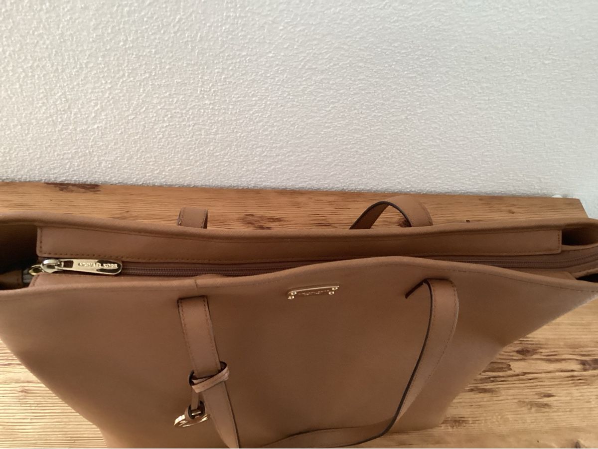 Michael Kors Taschen für Damen: Michael Kors Handtasche mit Laptopfach – Gebraucht aus Wassen UR von SABDOM 3