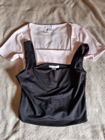 Ensemble été : Top noir et T-shirt rose, taille S, XS