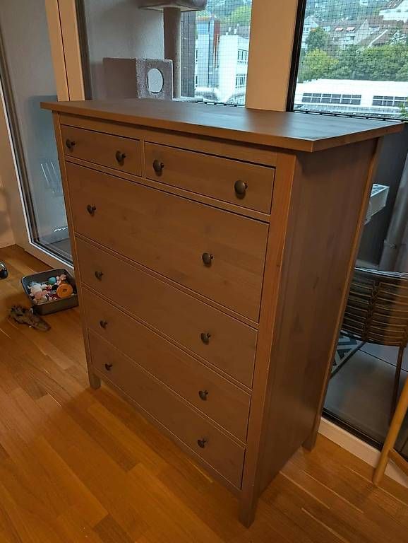 IKEA Hemnes Kommode, 6 Schubladen, neuwertig (Gebraucht) in Münchenstein für CHF 100 – nur Abholung auf Ricardo kaufen