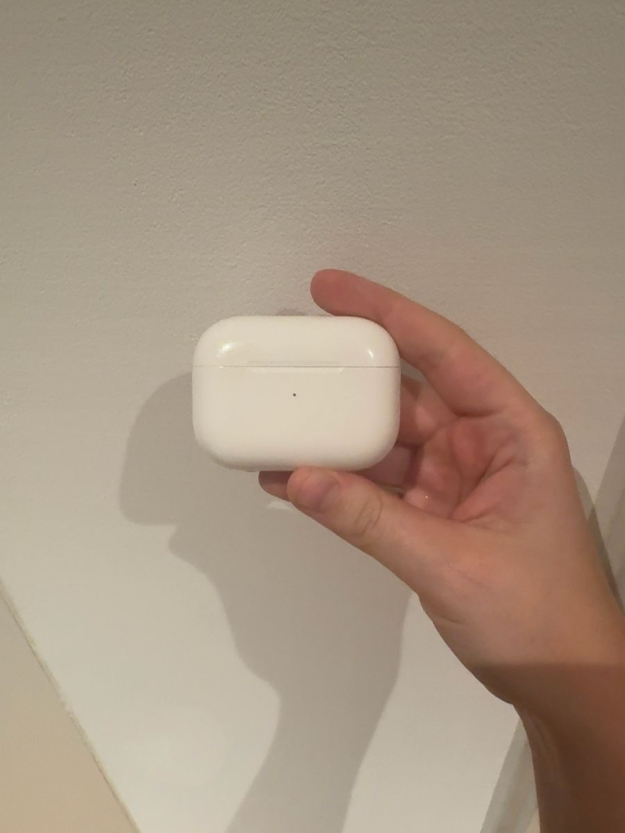 Apple Casques audio: AirPods Pro 2 – D'occasion à Regensdorf par Lorenaampm 1