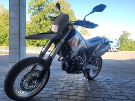KTM LC4 640cc Supermoto frisch ab MFK 22. Juli 2026