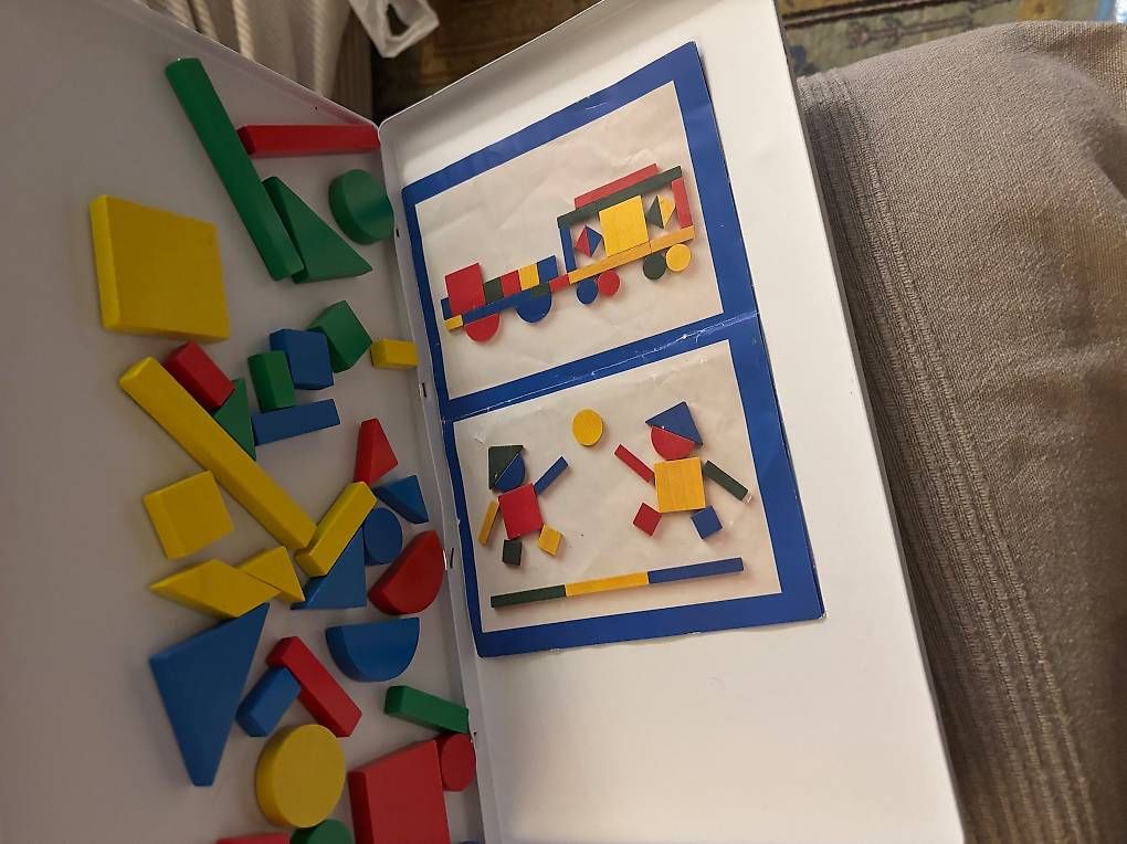 Jeux: Magnet-Box mit Tangram – D'occasion à Meilen par milasandra 2
