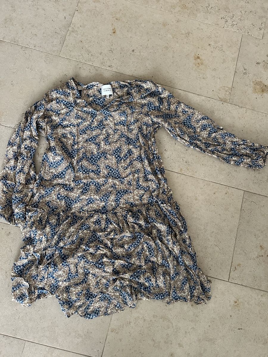 Robes: Kleid Second Female Grösse S Viskose – D'occasion à Buchs SG par Sunie 1