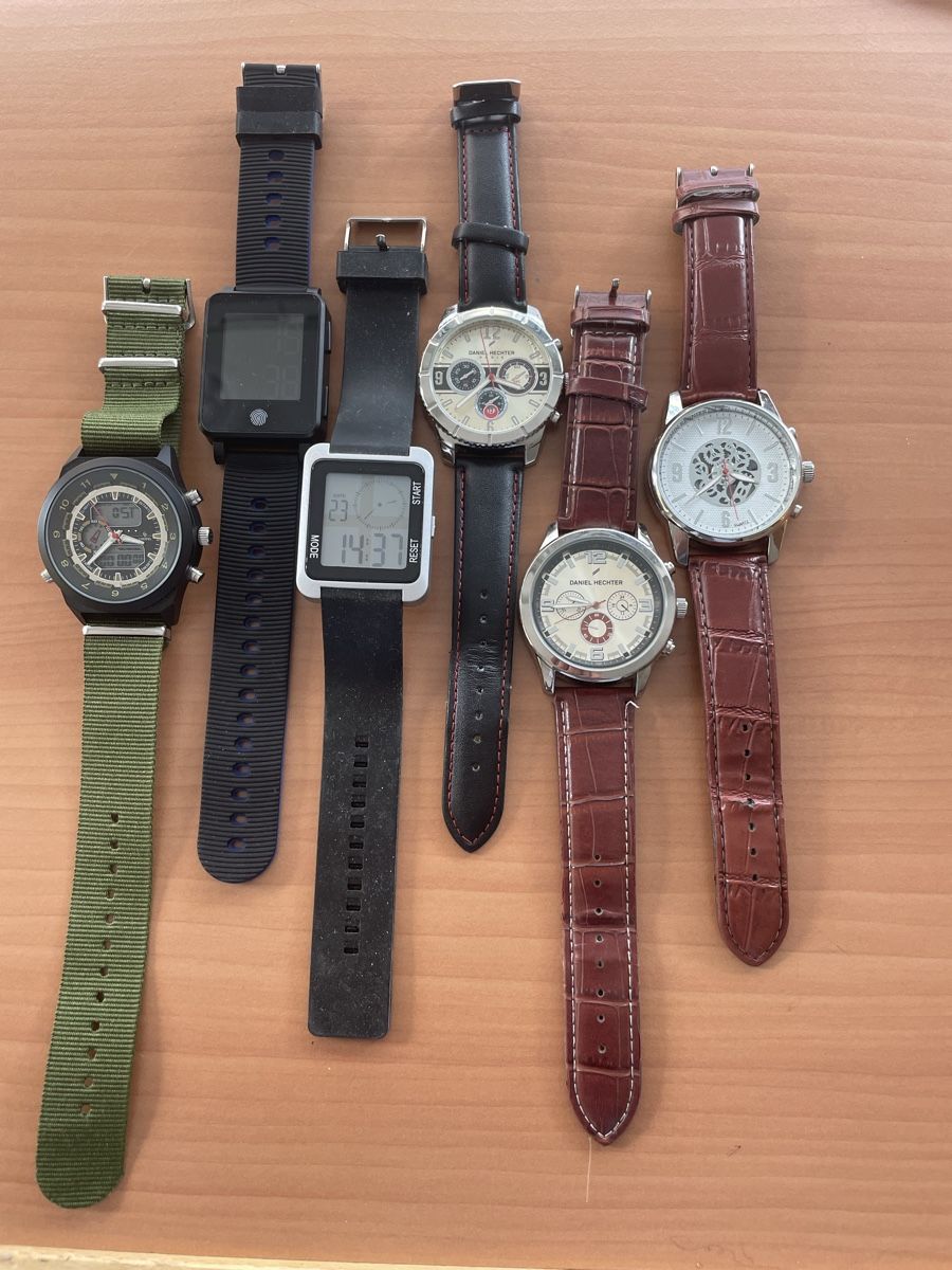 Armbänder & -reifen: Diverse Uhrenkollektion - Analog, Digital – Gebraucht aus zürich von Michelbourquin