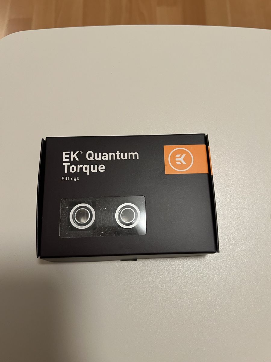 EKWB Custodie: EKWB EK-Quantum Torque STC 10/13 - 6er-Pack, Satin Titanium – Usato da Uster venduto da Ledronnie 3