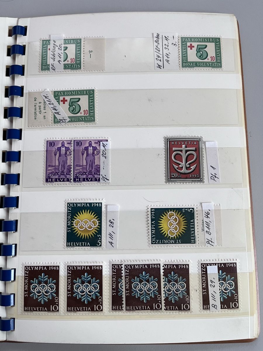 Tutti i francobolli: Briefmarken Auswahlheft Diverses Schweiz – Usato da Römerswil LU venduto da manuscha_