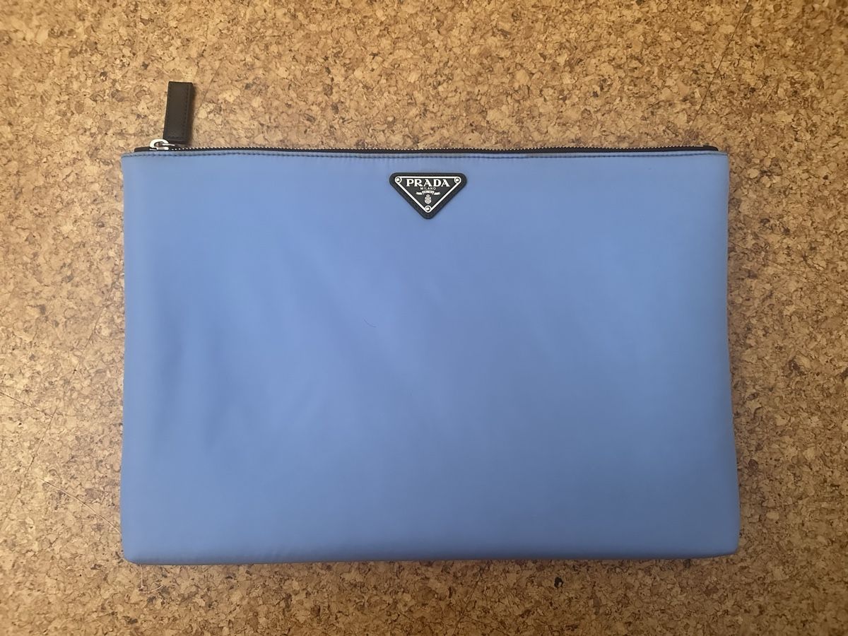 Prada Taschen: Pochette Prada  – Neu (gemäss Beschreibung) aus Biel/Bienne von Eri_25px