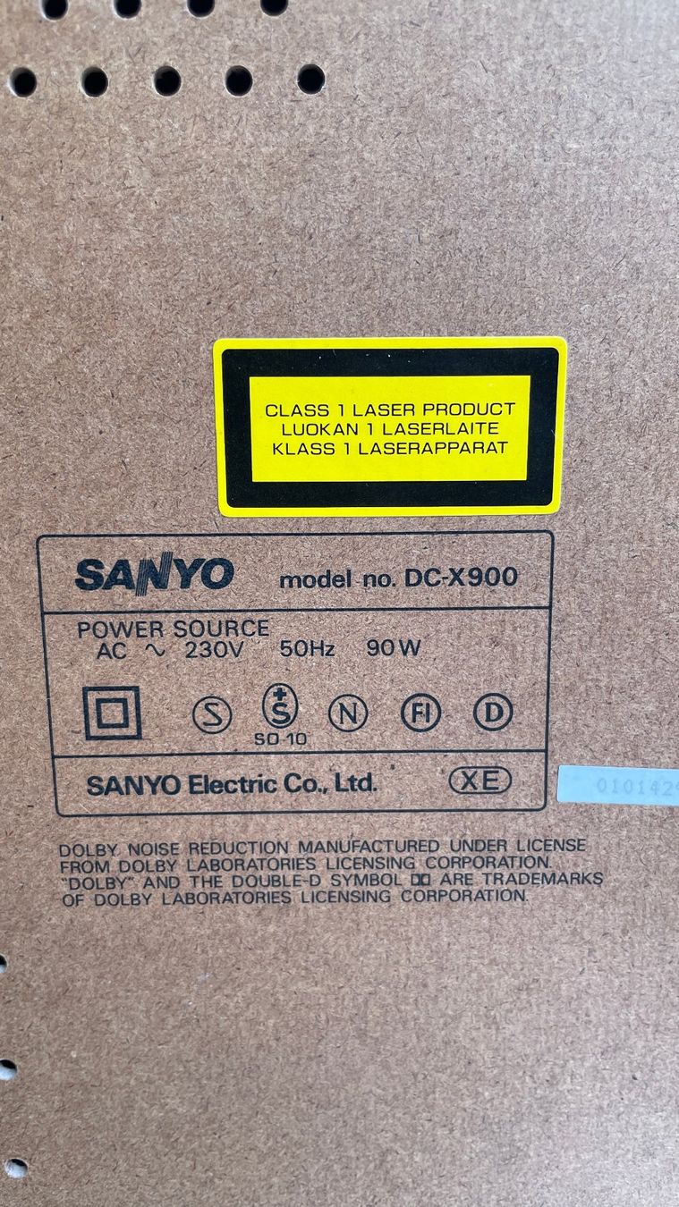 Sanyo Lettore multimediale & Streamer: Sanyo Stereo Anlage DC-X900 – Difettoso da Glattfelden venduto da cybermaxx 6