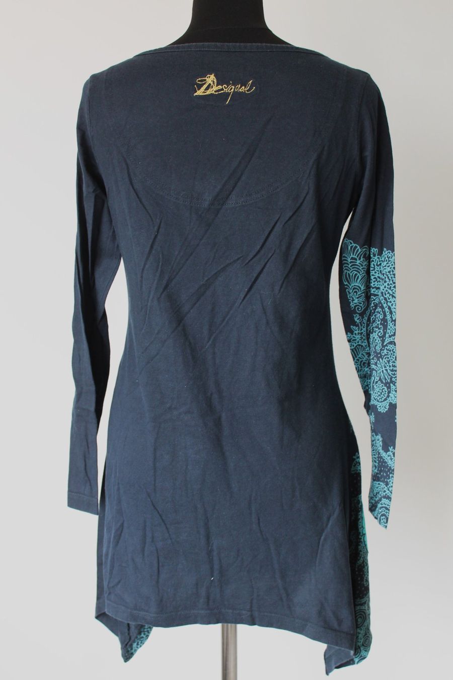 Desigual Tuniche: Tunique DESIGUAL taille M – Usato da Chez-le-Bart venduto da jasse 1