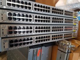 Nexus Cisco N2K-C2248TP-E mit schine und kabel + SFP gratis