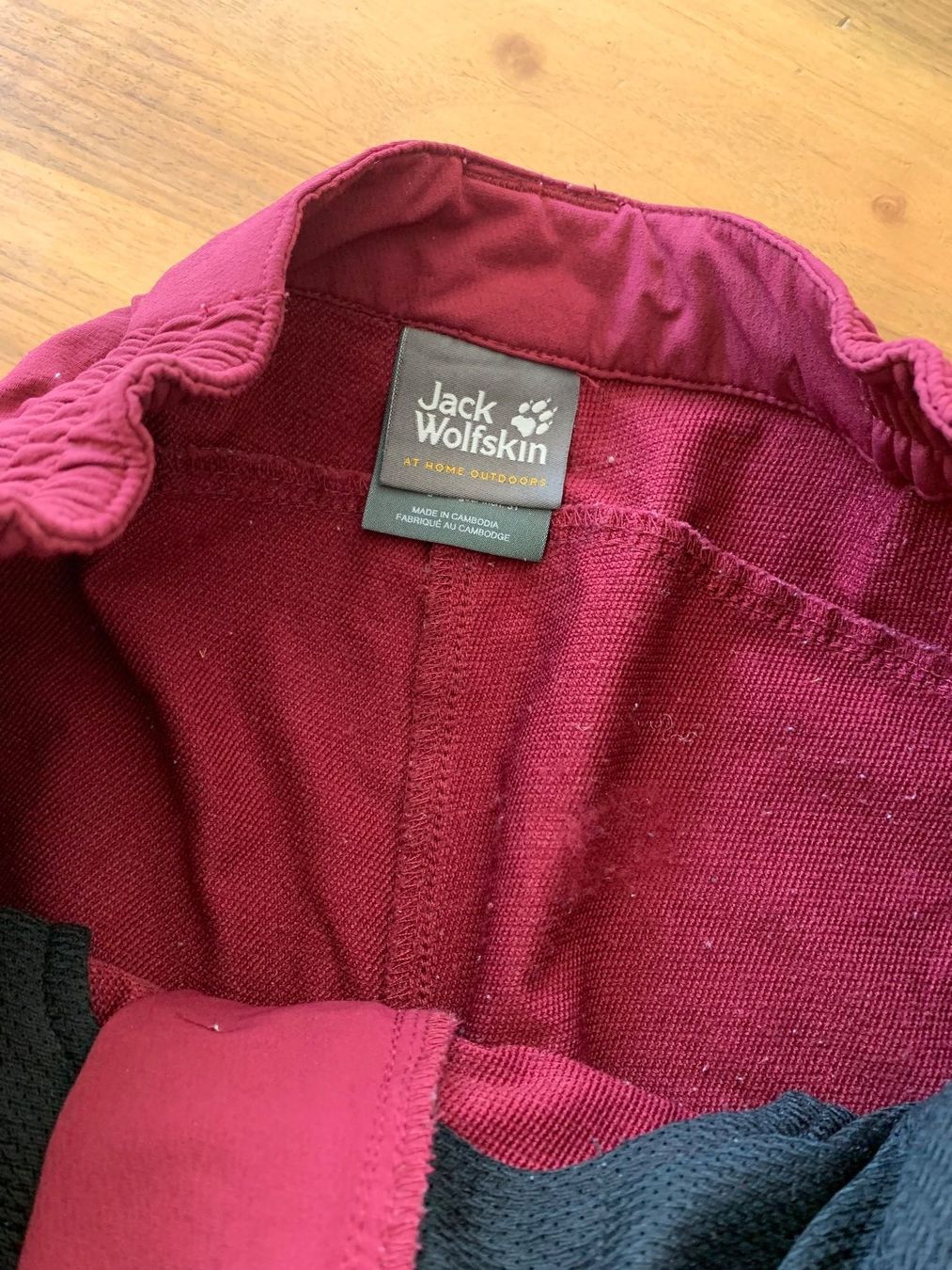 Jack Wolfskin Hosen: JACK WOLFSKIN tolle Wanderhose Beere Gr. 36 – Gebraucht aus Meiringen von luanik 3
