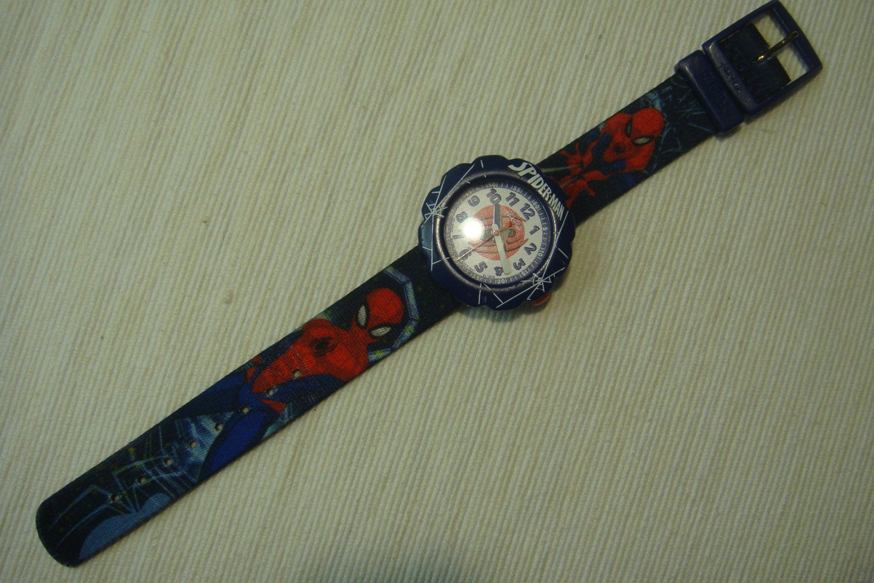 Flik Flak Montres: Flik Flak Spiderman – D'occasion à Emmenbrücke par kuhn4951 3
