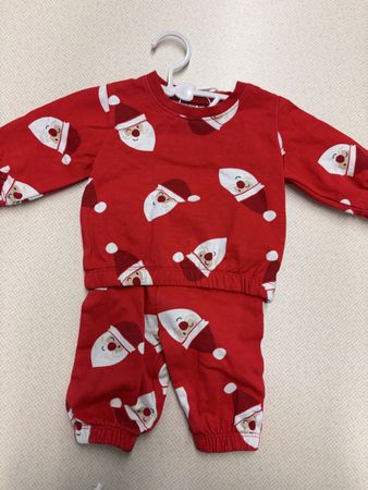 Baby Set rot Weihnachtsmann Motiv Grösse 62 neuwertig