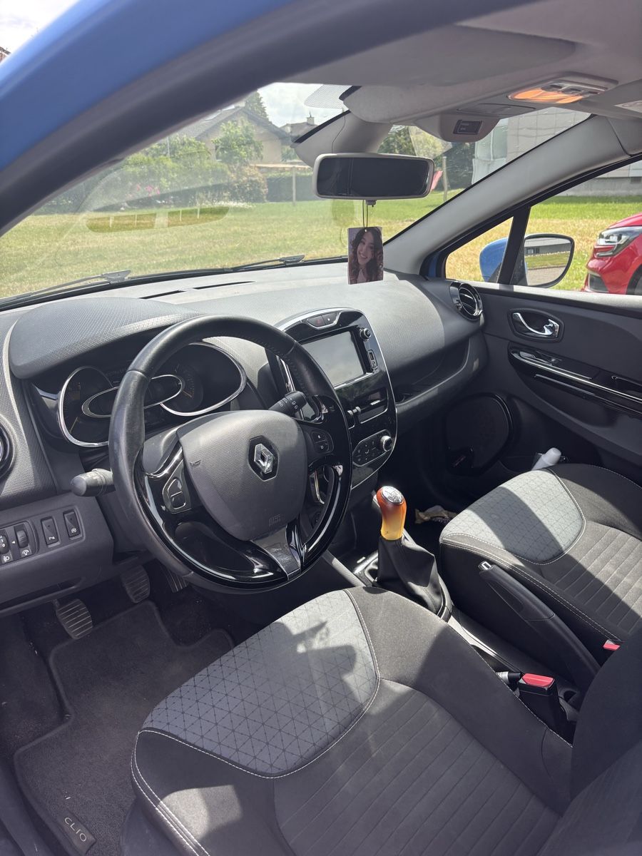 Renault Autos: Renault Clio Grandtour  – Gebraucht aus Emmenbrücke von noe_7xsd 3