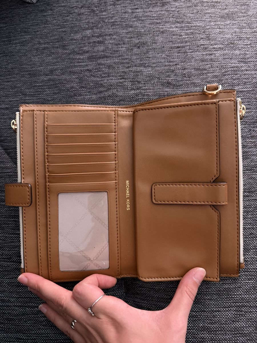 Michael Kors Portemonnaie: Michael Kors Portmonnaie – Gebraucht aus Uerikon von _Angi. 3