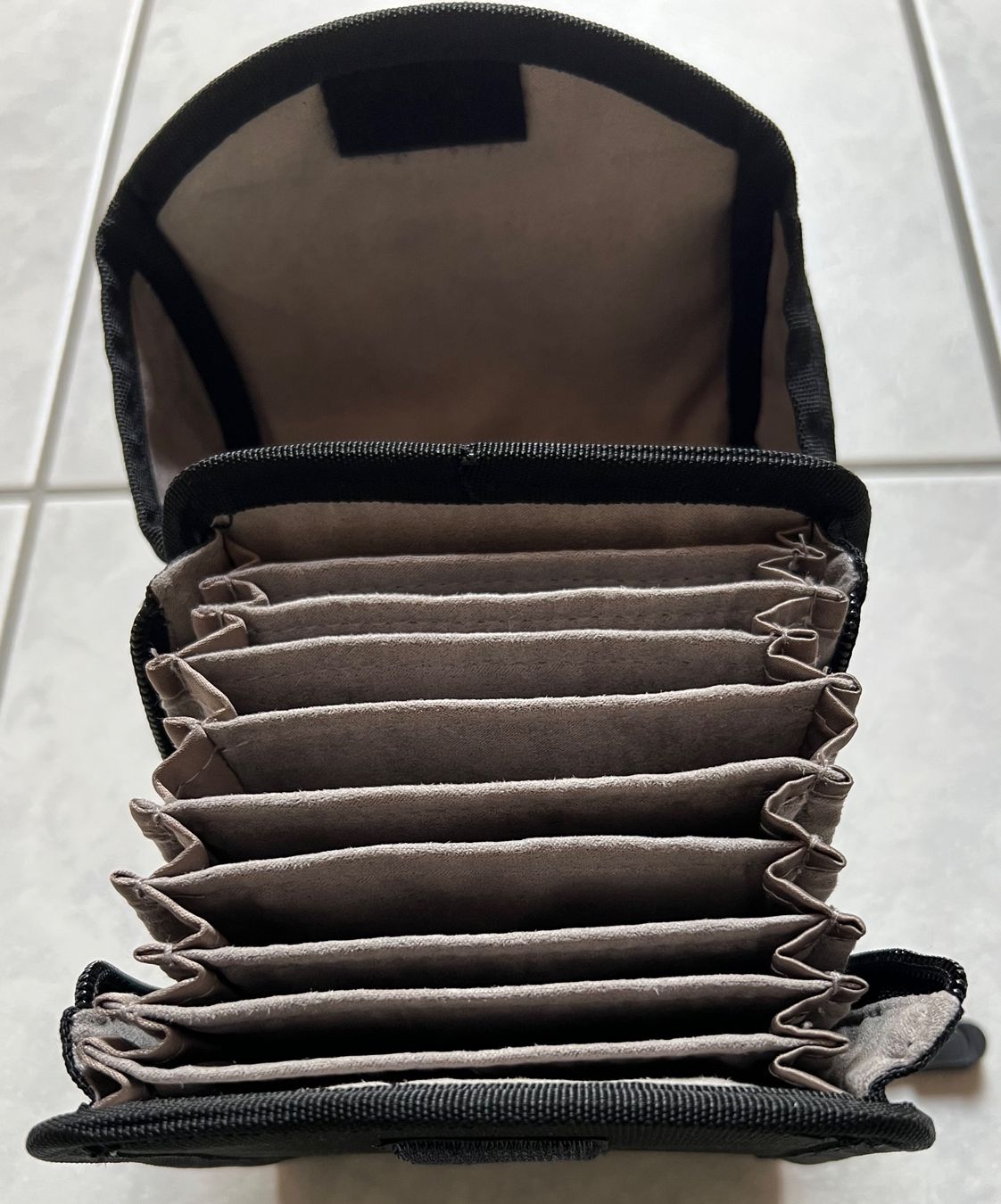 Appareil photo: Lee Filters SW100 Field Pouch, schwarz – Neuf avec emballage d'origine à Münsingen par Omasaki 2