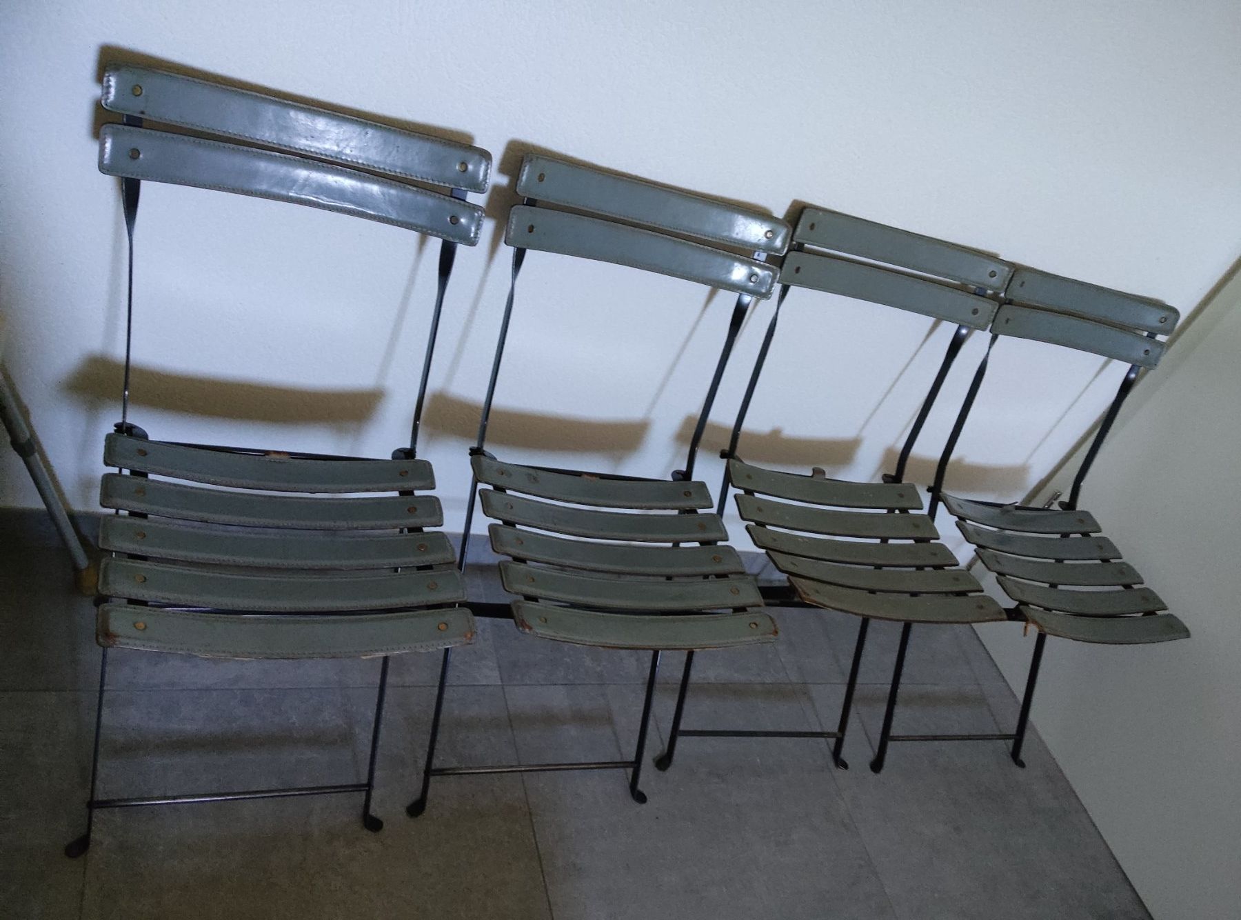 Stühle: Chaises en cuir vintage – Gebraucht aus Vicques von prairie0809