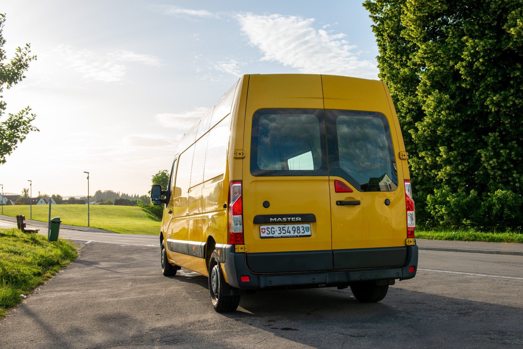 Renault Trucks Nutzfahrzeuge: Renault Trucks Master 125.35 – Gebraucht aus Grueningen von Bengo0 2