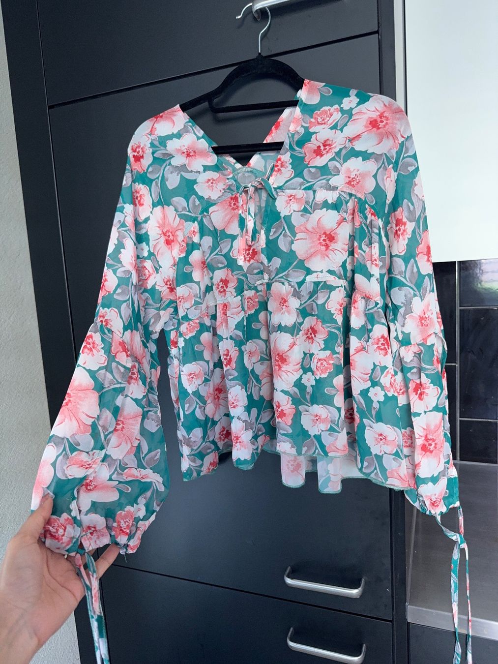 Camicette: blumen sommerbluse | floral summer blouse – Nuovo (secondo la descrizione) da Zürich venduto da hal_2yzx
