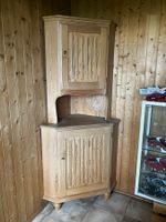 Eckmöbel / Buffet aus hellem Holz abzugeben!