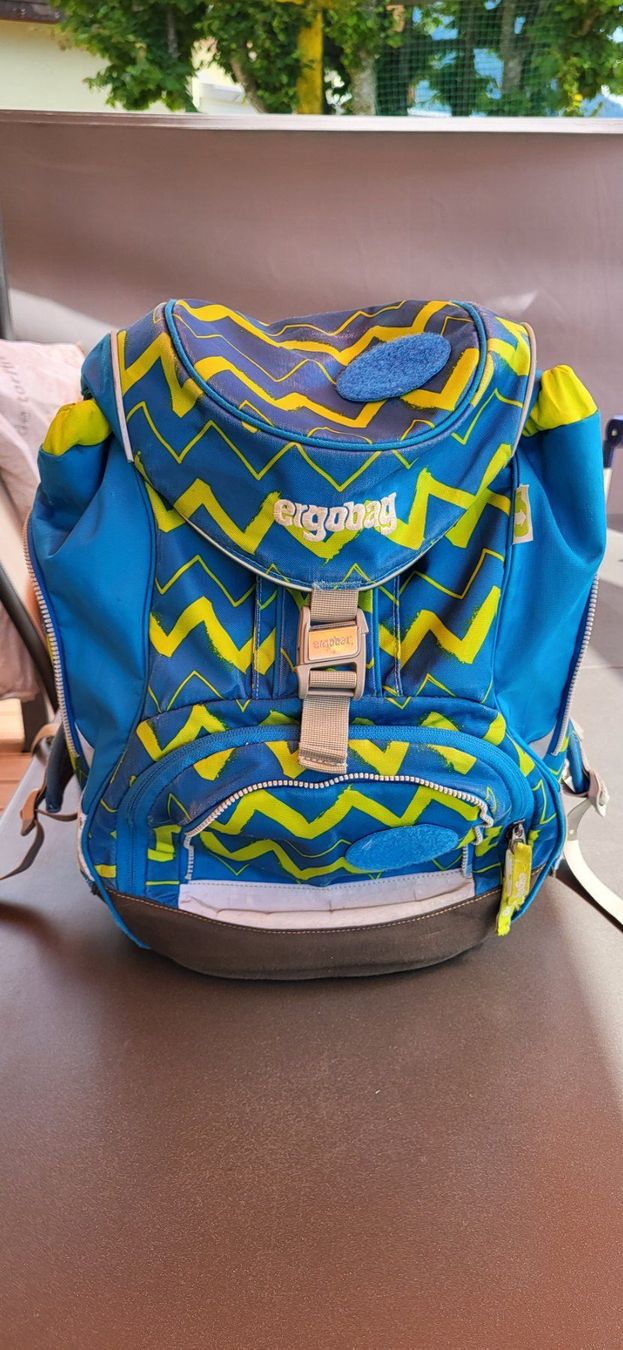 Ergobag Borse & Zaini: Ergobag Schulthek Set – Usato da Altdorf UR venduto da Fam_Imholz 2