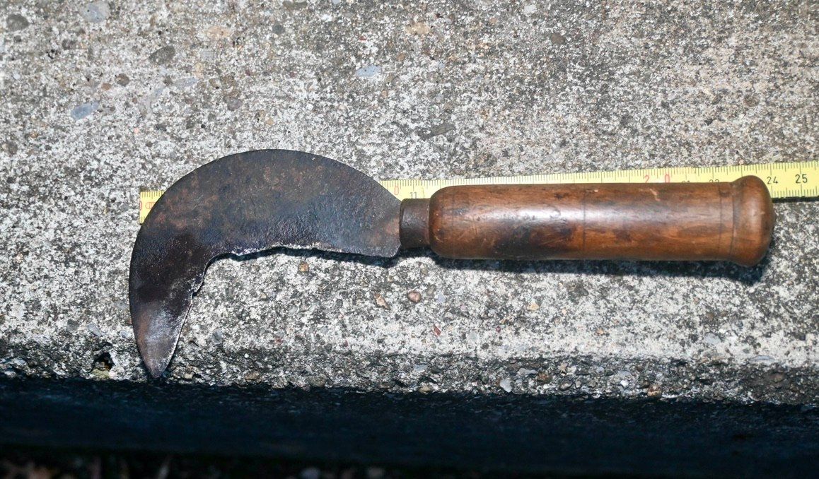 Tutti gli attrezzi: ANTIKE Handsichel Länge ca. 24cm – Usato da Pfaffhausen venduto da mono_rec 2