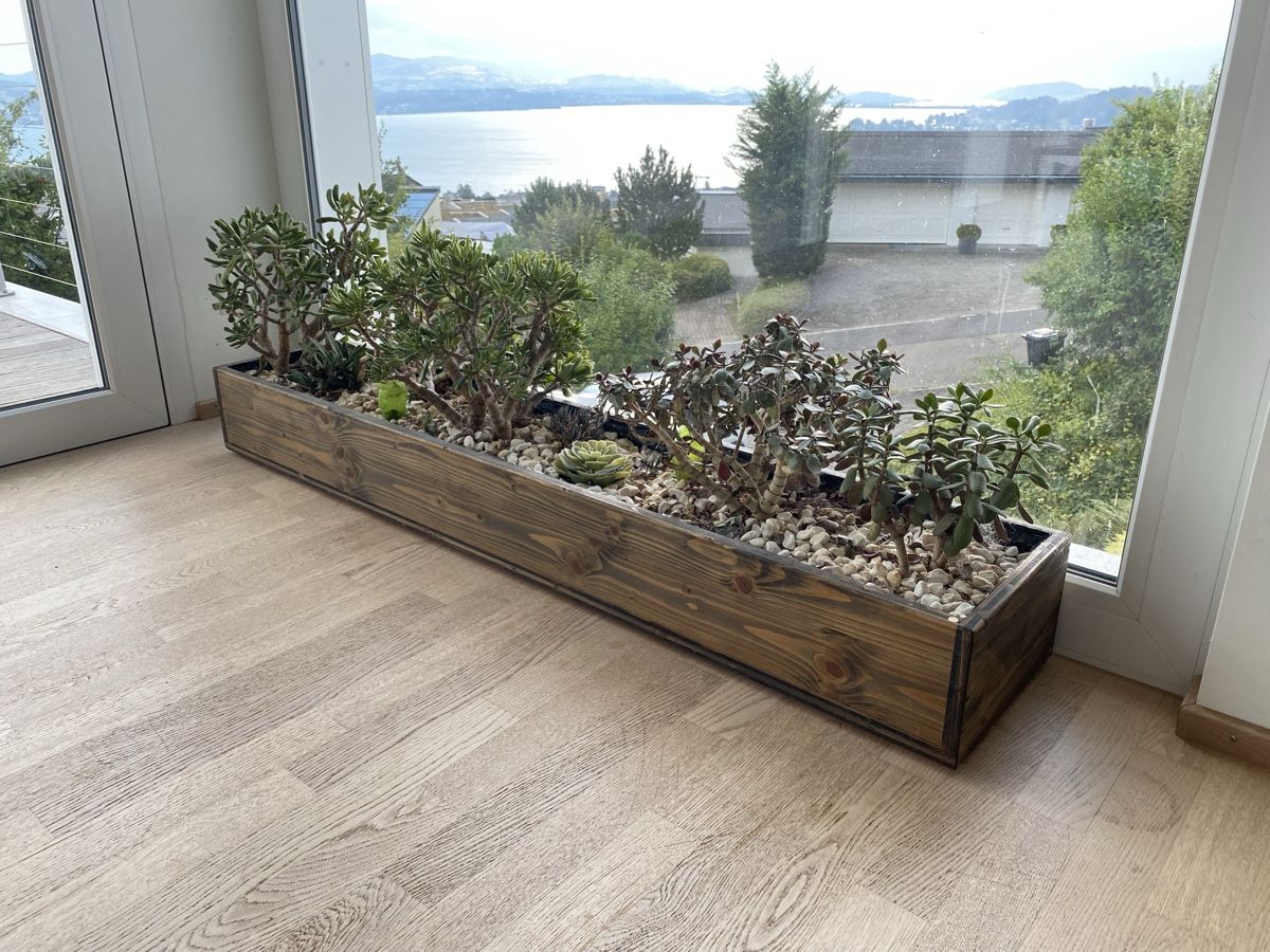 Pots de fleurs: Pflanztrog aus Holz – D'occasion à Richterswil par LufliDay
