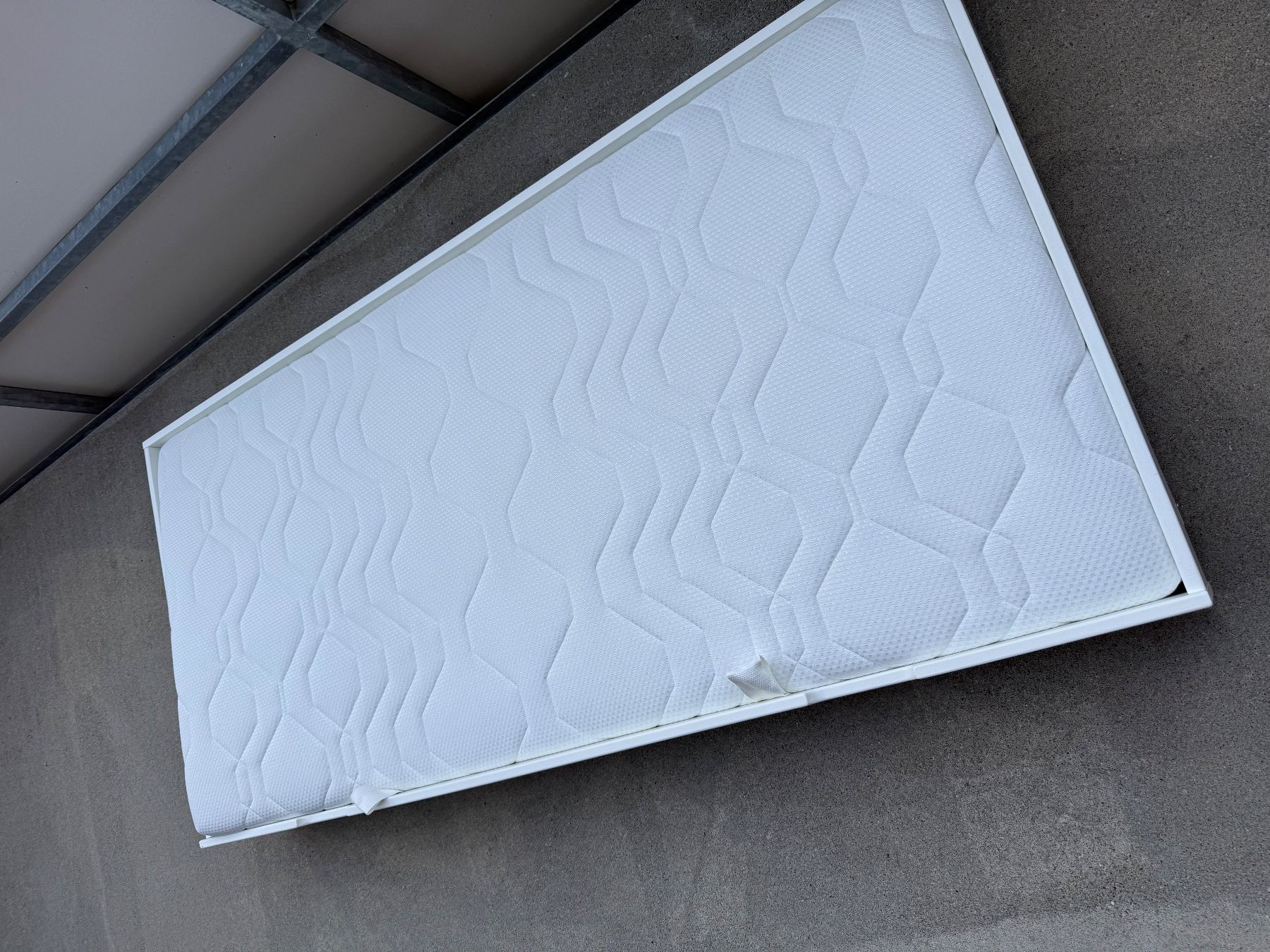 Betten: Kinderbett mit Rollen weiss 90x190cm – Neu (gemäss Beschreibung) aus Balgach von hub_kqm9 4