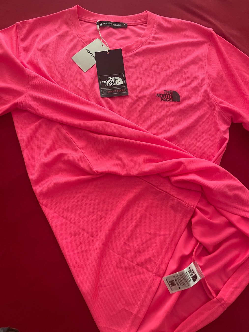 North Face T-shirt: North Face T Shirt,Gr.L – Nuovo (secondo la descrizione) da Bolligen venduto da Aquella71 8