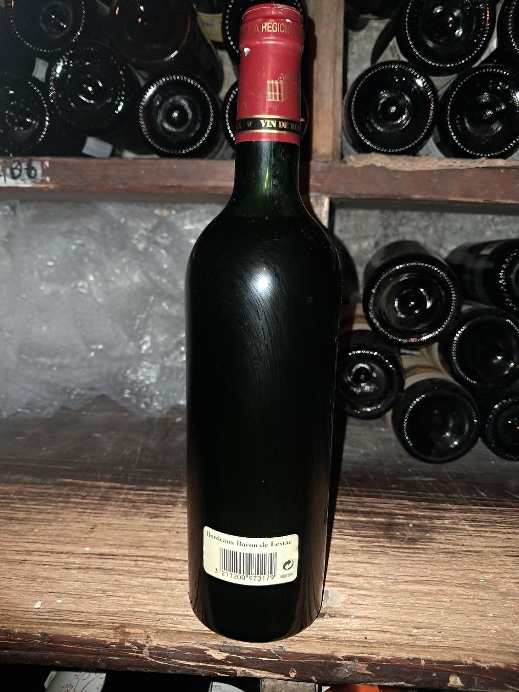 Vino: Baron de Lestac Bordeaux Rouge 1998 – Nuovo e nell'imballaggio originale da Le locle venduto da juliensaran 2