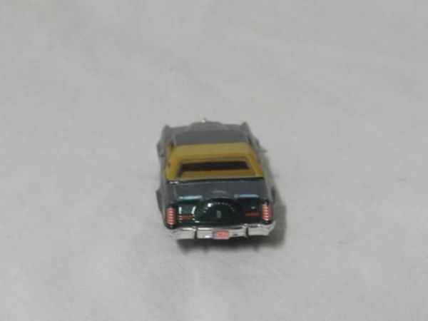 Cadillac Modellautos: AUTOWORLD ?  CADILLAC  CA. 1:64  UNBESPIELT – Gebraucht aus Gurtnellen von Murmeli99 2