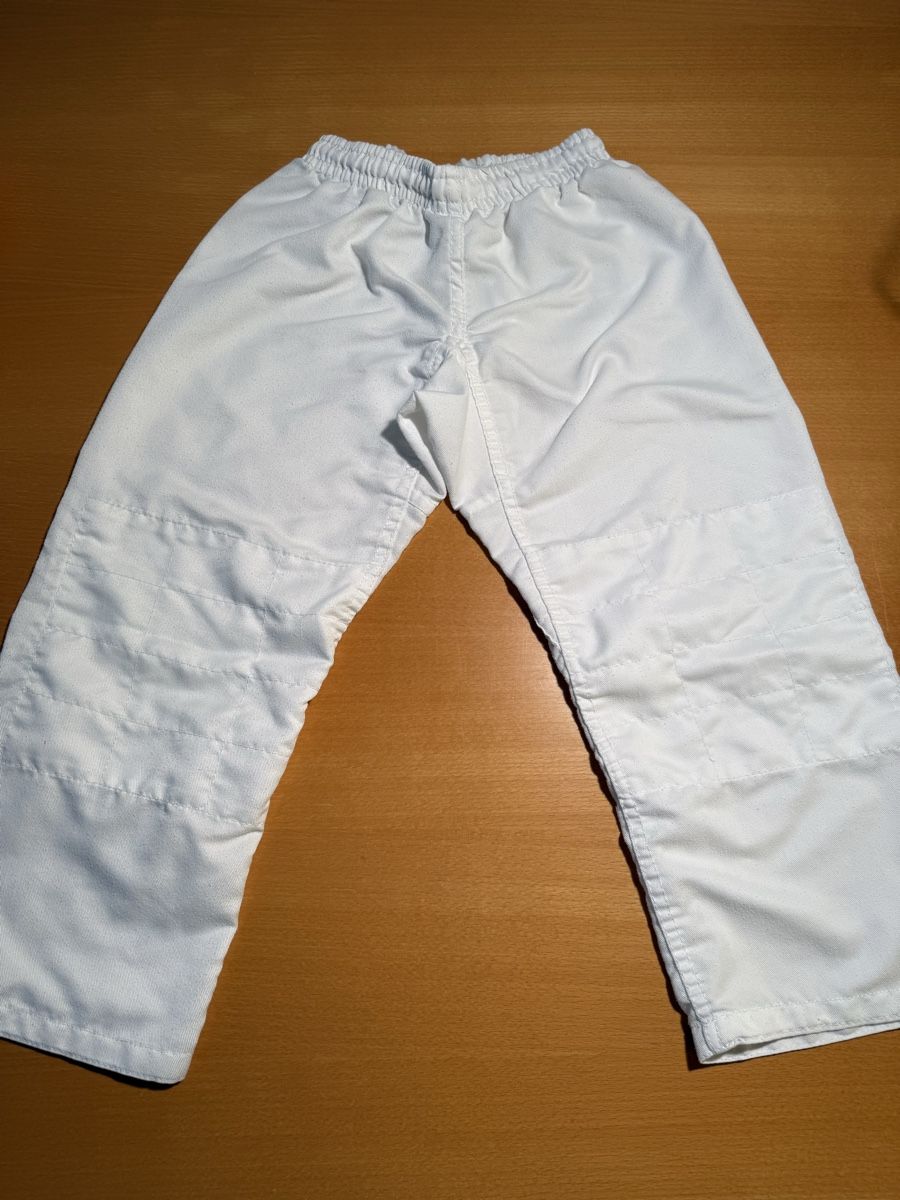 Kimono: Judoanzug Gr. 120 mit Gurt – Usato da Pfeffingen venduto da laxmi3 3