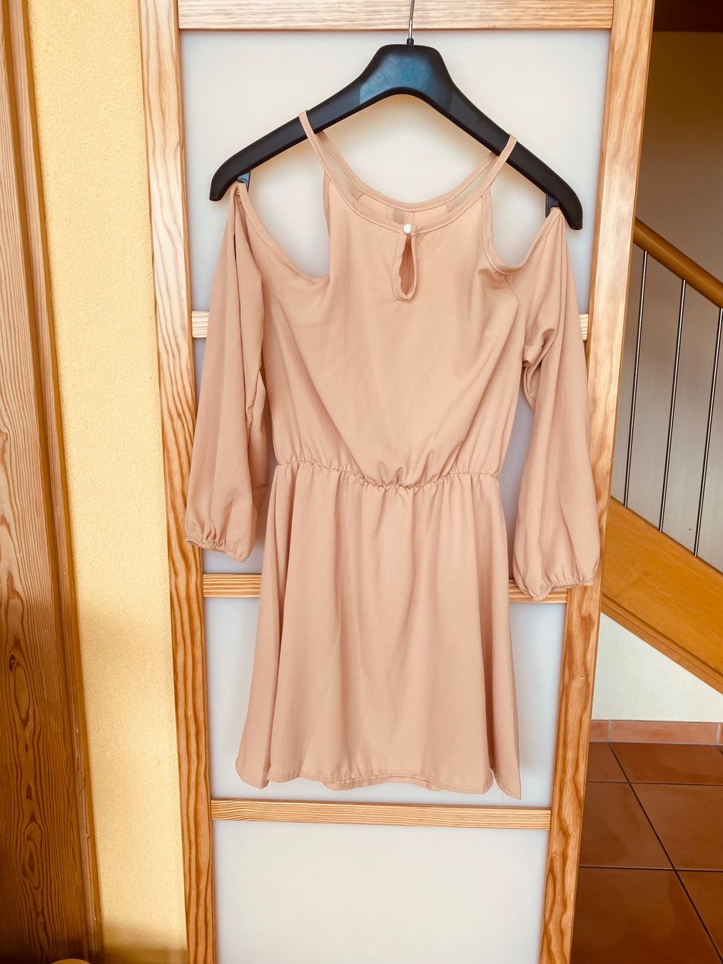 Vestiti: Magnifique robe neuve M – Nuovo (secondo la descrizione) da Belmont-sur-Lausanne venduto da chu_vxf5
