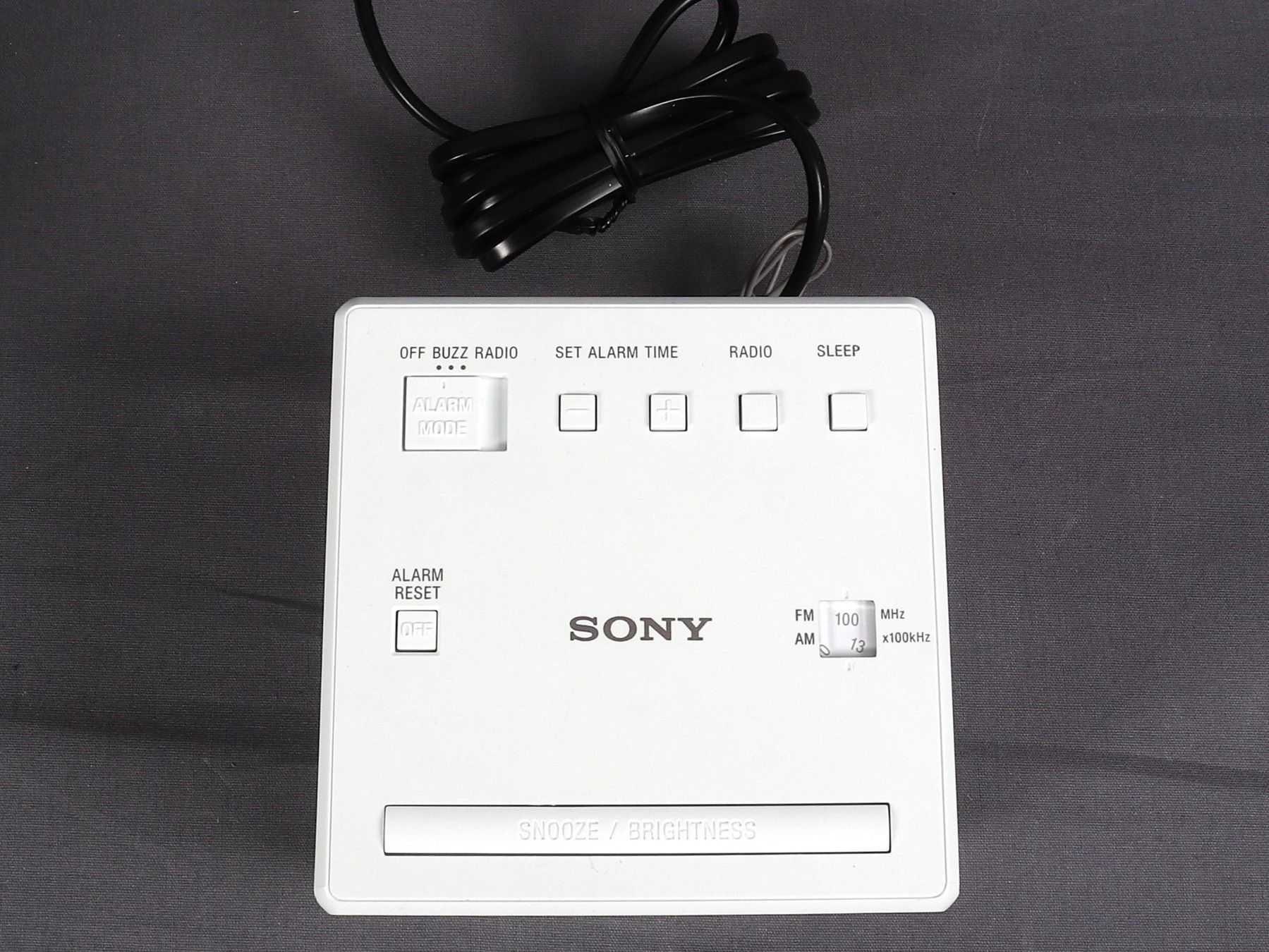 Sony Sveglie: SONY Clock Radio Icf-c1 – Nuovo (secondo la descrizione) da Steinen venduto da Restwert_Steinen 6