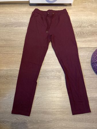 Weinrote Stoffhose Gr. S