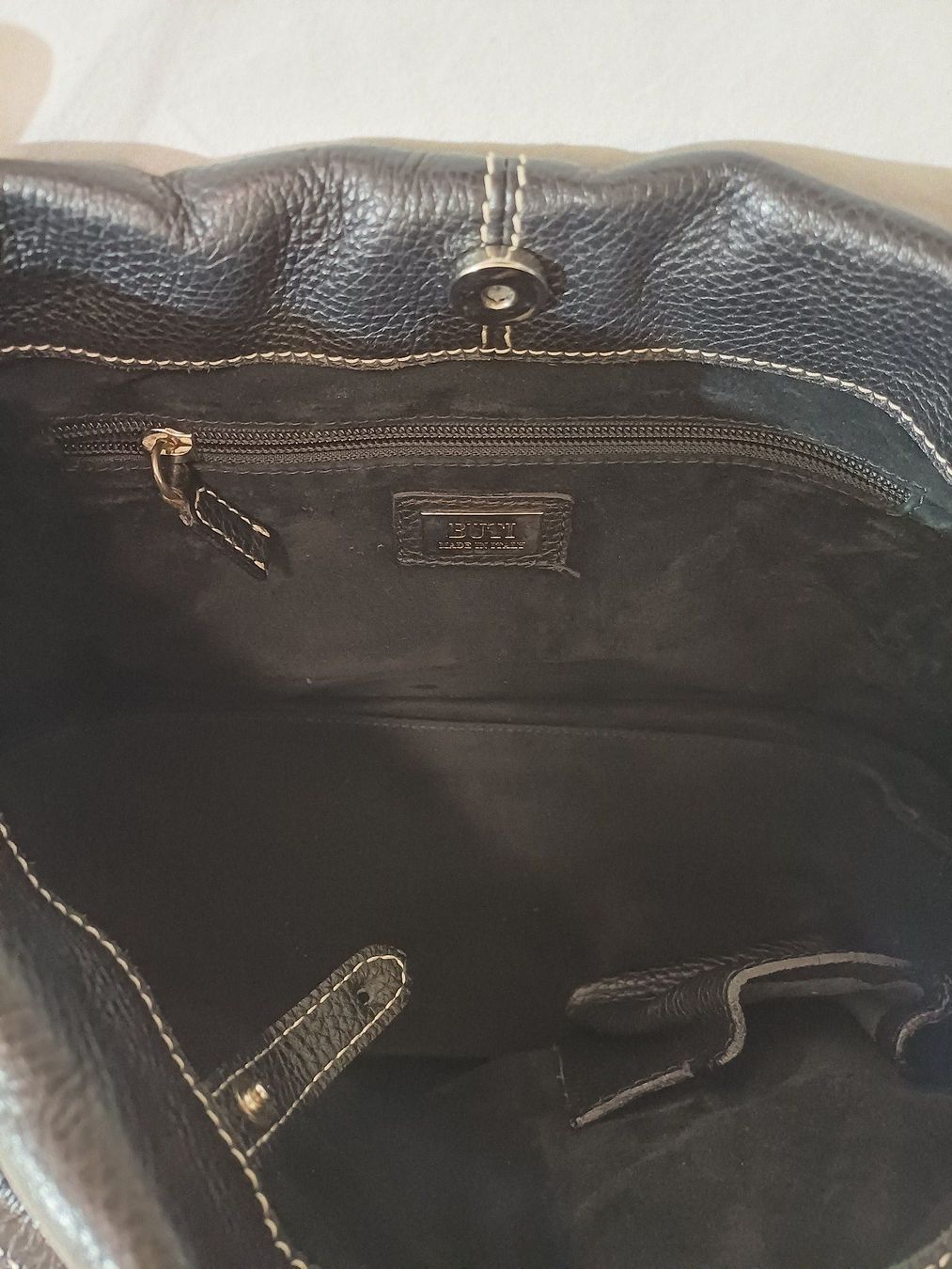 Buti Taschen für Damen: Buti Handtasche schwarz – Gebraucht aus Luzern von IG_Arbeit 7