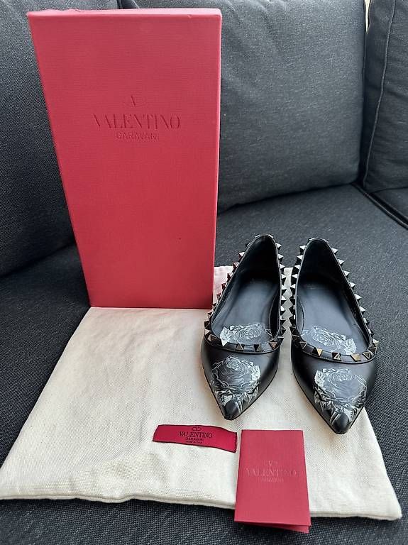 Valentino Scarpe da donna: Valentino Garavani Rockstud Ballerina – Usato da Goldach venduto da tab_njk8 3