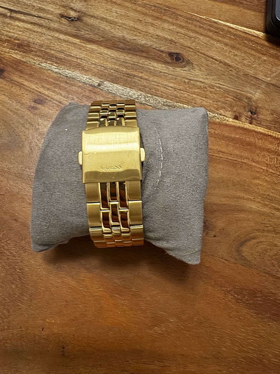 Guess Montres: Guess W1107G4 – D'occasion à Hombrechtikon par sz357 1