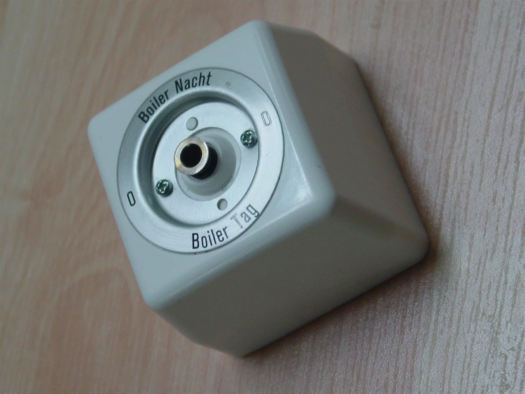 Interruttori: Boiler Tag und Nacht Schalter – Usato da Rothrist venduto da heinrich1966 3