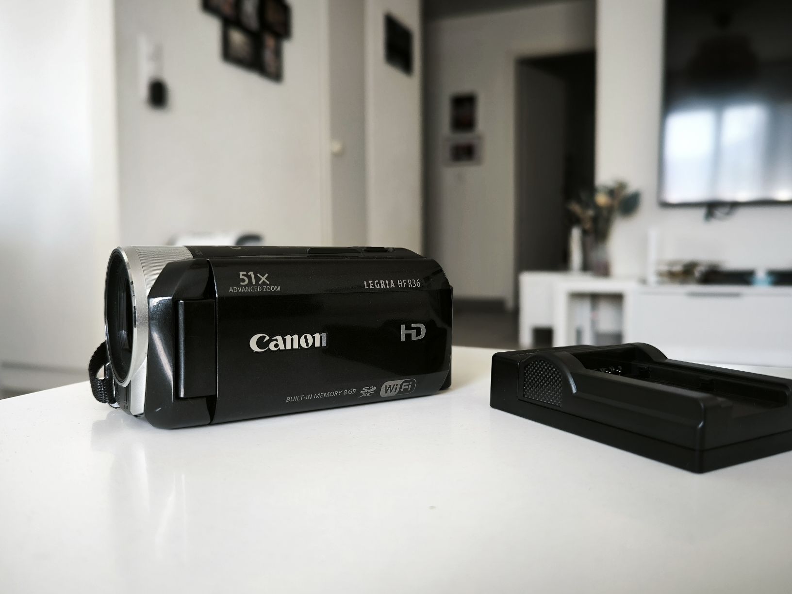 Canon Caméscopes: Canon Legria HF R36 camscope – D'occasion à Riaz par vanucaptures 1