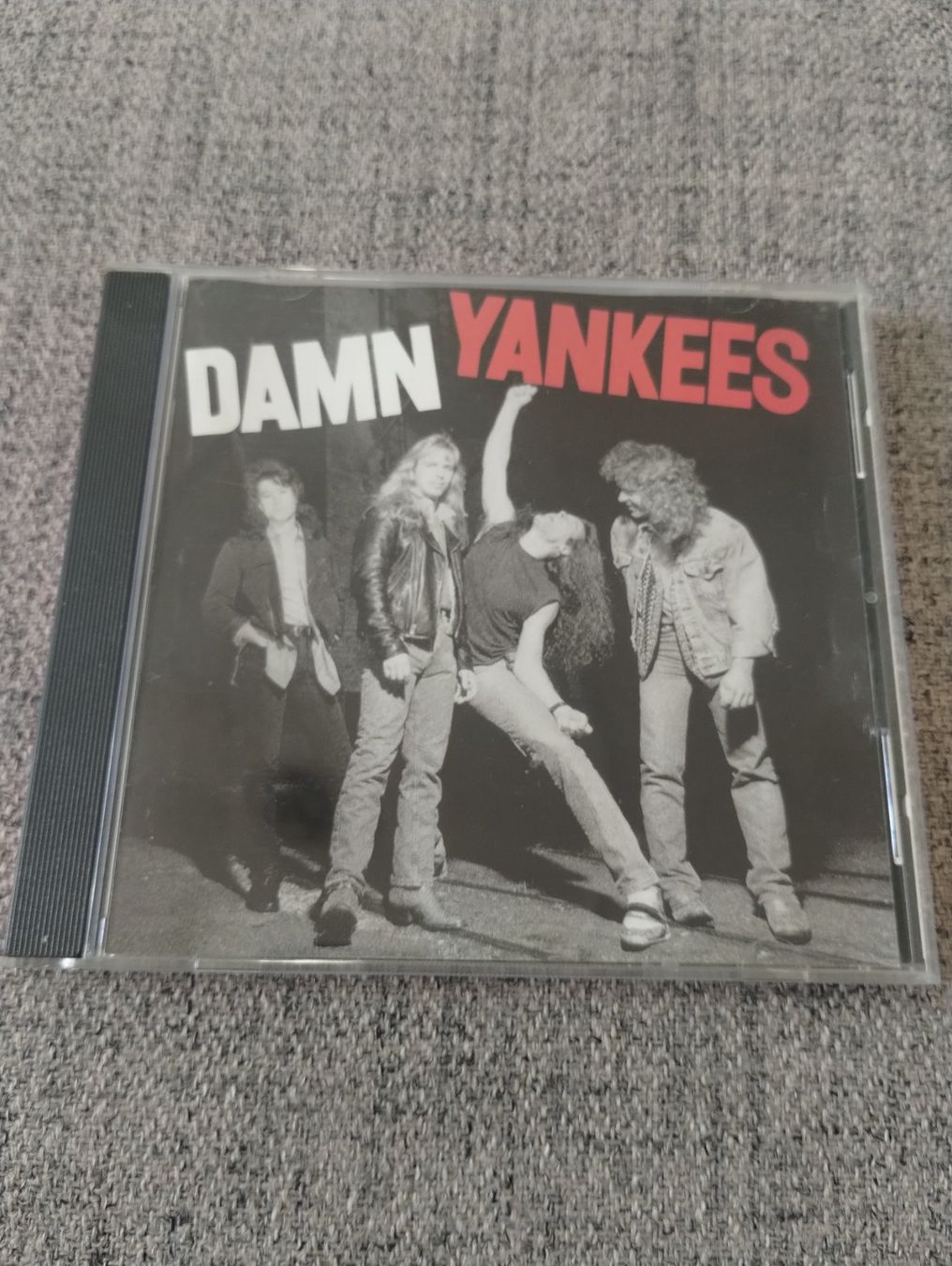 CD: Damn Yankees "Damn Yankees" – Usato da Lausanne venduto da Martinucci