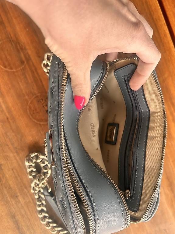 Taschen für Damen: Borsetta guess – Gebraucht aus Bioggio von vir_5b6b 1