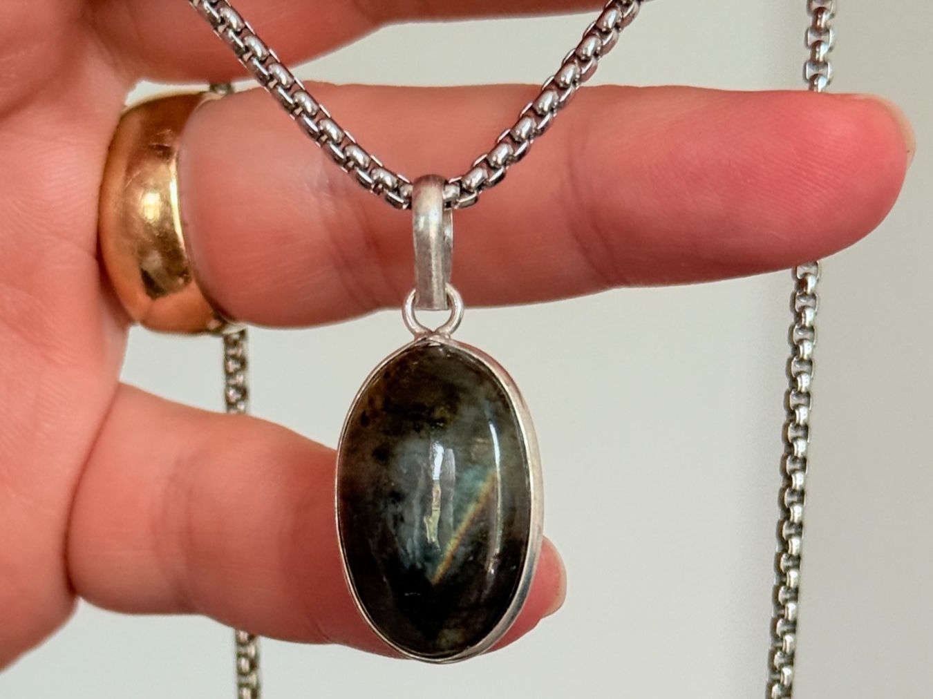 Catenine: Labradorite Gemstone Handmade Jewelry necklace – Nuovo e nell'imballaggio originale da Genève venduto da AGBERG