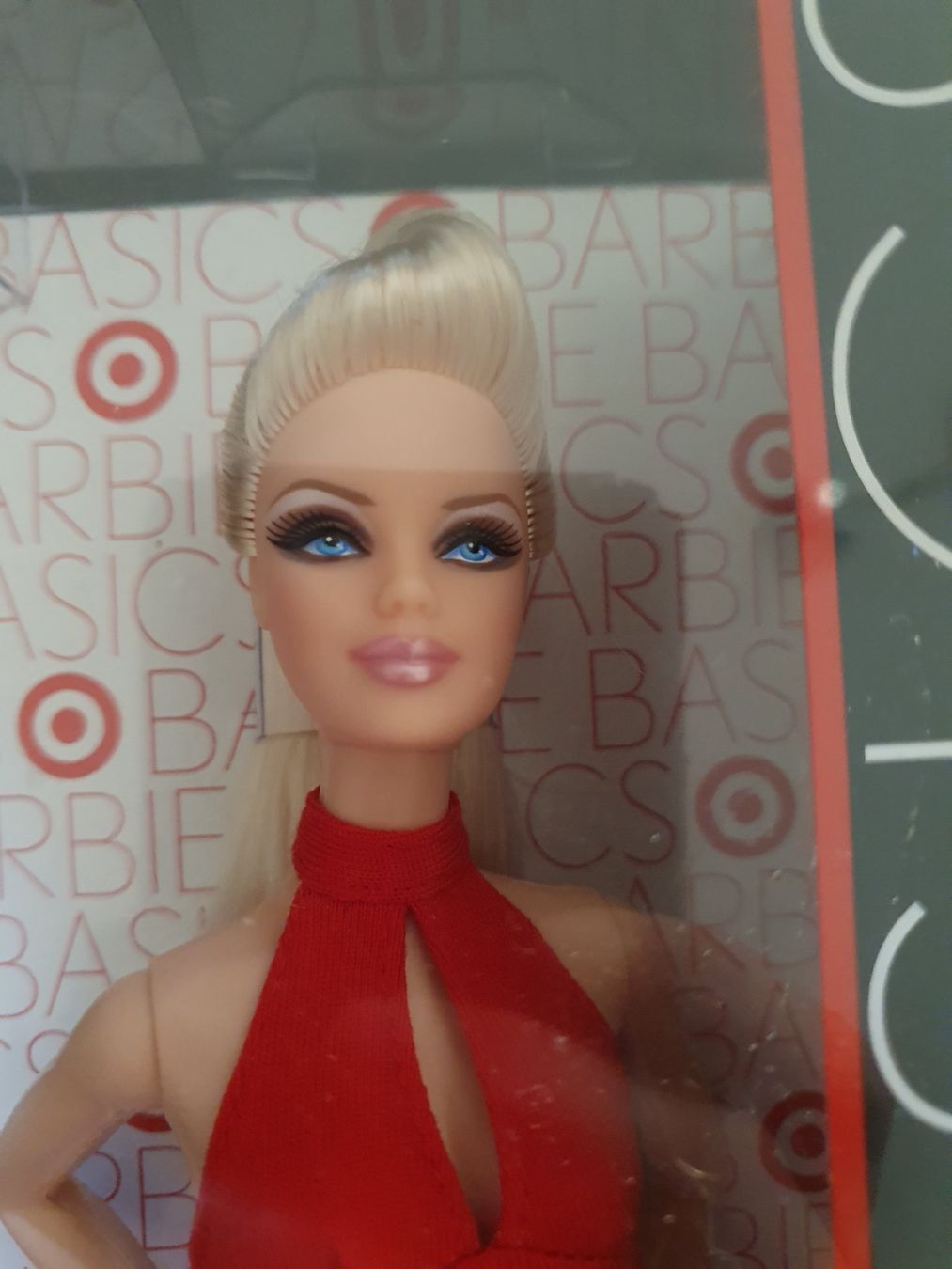 Poupées: Barbie Basic 2009 – D'occasion à Zürich par summersand 1