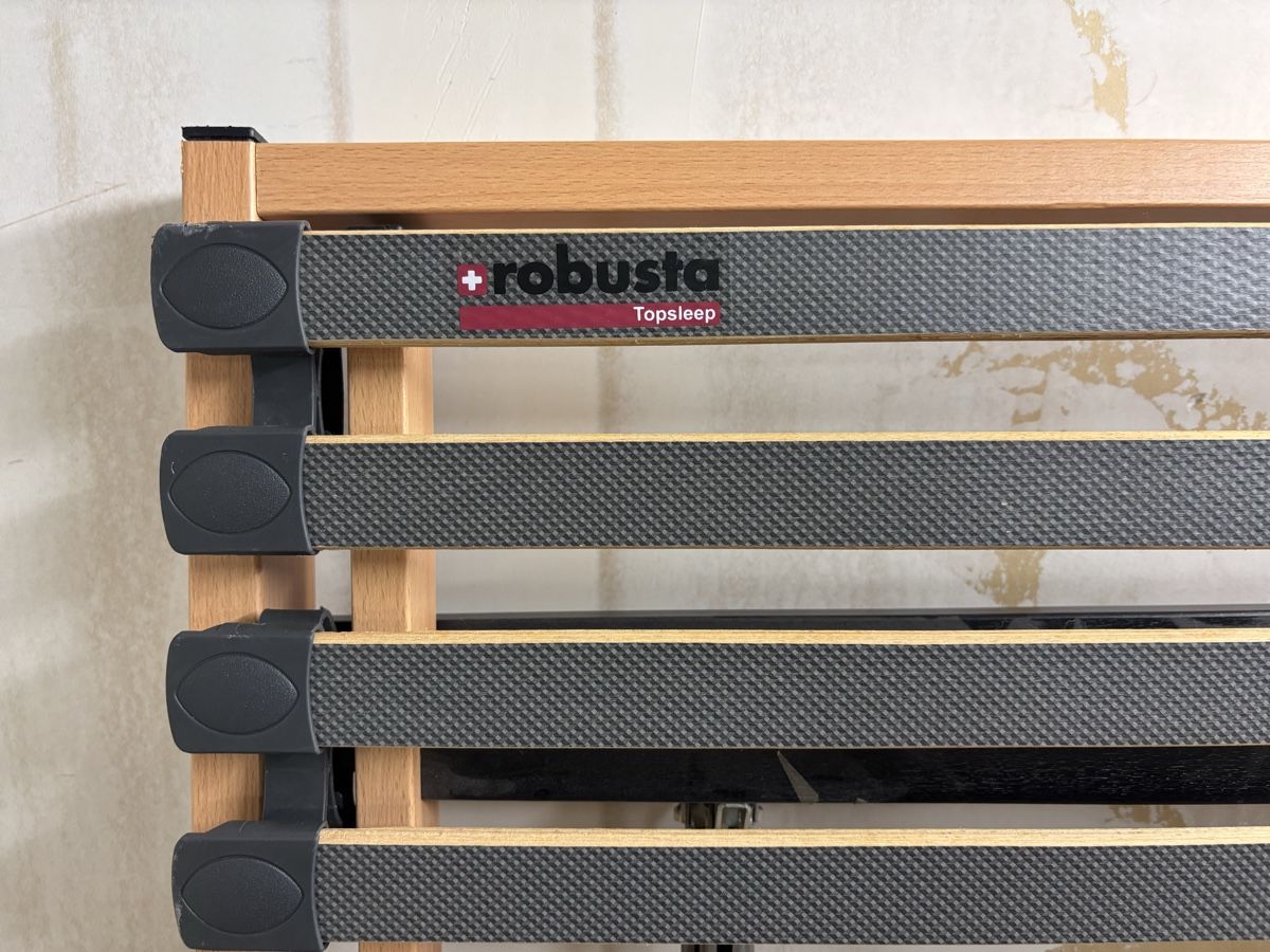 Sommiers: Robusta Lattenrost 140 x 200 – D'occasion à Zug par Deks