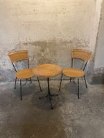 Vintage Gartenmöbel-Set | Rattan & Metall | Tisch + 2 Stühle