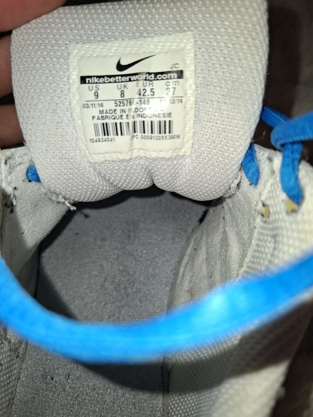 Nike Chaussures hommes: Nike chaussures indoor blanches/bleues T.42.5 – D'occasion à Le Locle par sAm_2112 5