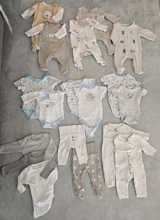 Kleiderpaket newborn mit Basics