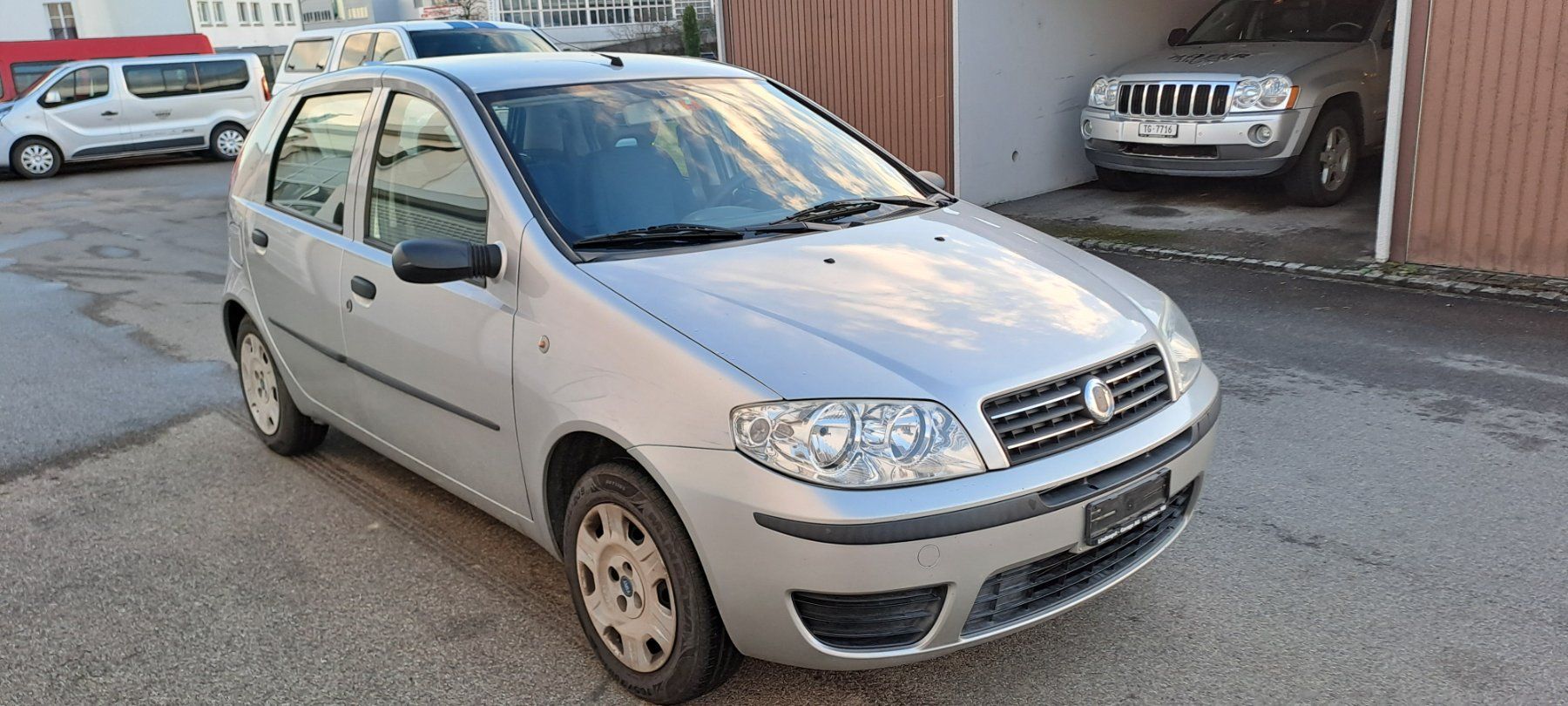 Fiat Automobili: Fiat Punto 1.2 Active – Usato da Altnau venduto da Nhj 3
